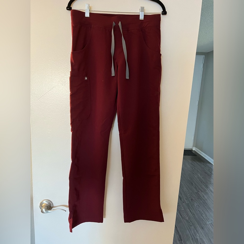 Figs Kade cargo scrub pants burgundy